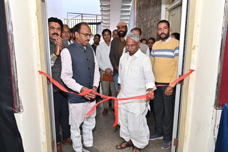 उदयपुर सूचना केंद्र में जिला विकास व जनजातीय गौरव प्रदर्शनी का शुभारंभ | TAD मंत्री बाबूलाल खराड़ी