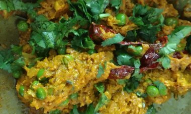 हल्दी मटर की सब्ज़ी रेसिपी | स्वाद और सेहत से भरपूर देसी व्यंजन