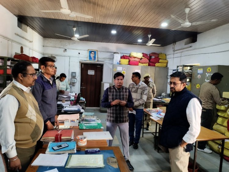 मावली दौरे पर जिला कलेक्टर नमित मेहता, विभिन्न कार्यालयों का निरीक्षण