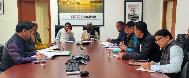 जनहित सर्वोपरि: कैबिनेट मंत्री बाबूलाल खराड़ी ने वन क्षेत्रों की लंबित सड़कों की समीक्षा की