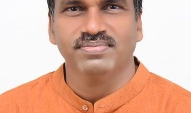 उदयपुर को ‘वाय श्रेणी’ का दर्जा देने की मांग, सांसद डॉ. रावत ने केंद्रीय वित्त मंत्री को लिखा पत्र जनसुनवाई में कर्मचारी संगठनों ने उठाई थी मांग, वाय श्रेणी से मिलेगा एचआरए का लाभ