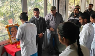 पशुओं के प्रति व्यवहार से राष्ट्र की महानता तय होती है : गांधी जयंती पर संगोष्ठी | उदयपुर