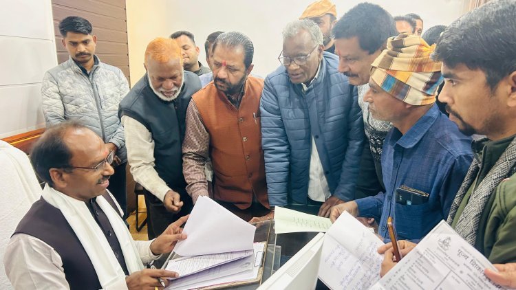 सांसद डॉ. मन्नालाल रावत की जनसुनवाई में उठा उदयपुर को वाय श्रेणी दिलाने व रेल विस्तार का मुद्दा