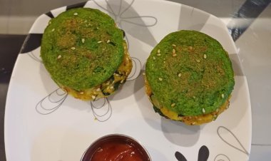 पालक बर्गर रेसिपी: घर पर बनाएं हेल्दी और टेस्टी पालक बर्गर | Spinach Burger Recipe Hindi
