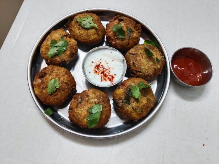 सर्दियों की खास रेसिपी: कुरकुरी मटर आलू की टिक्की बनाने की आसान विधि