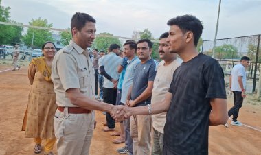 पुलिस दिवस समारोह 2026: अन्तर वृत वॉलीबॉल प्रतियोगिता में झाड़ोल बना विजेता