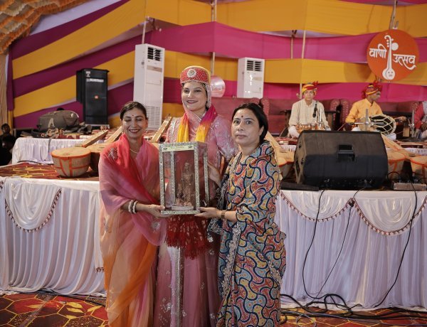 राहडा फाउंडेशन ने बाड़मेर के ‘वीणा महोत्सव’ में किया मेवाड़ की संस्कृति का प्रतिनिधित्व