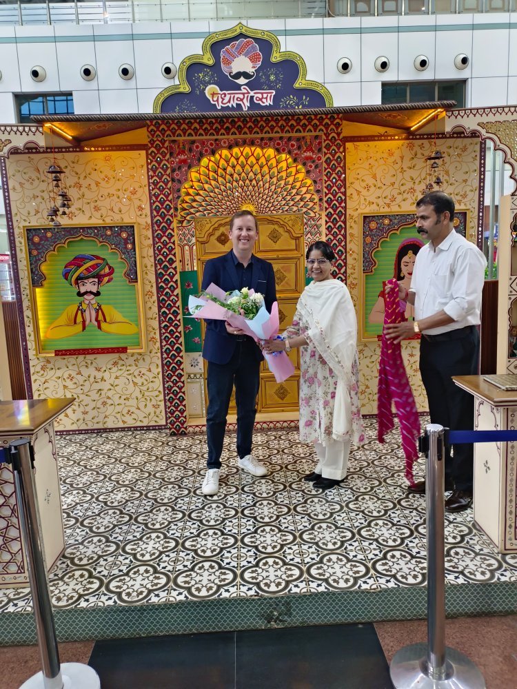 अमेरिका के राजदूत सर्जियो गोर दो दिवसीय यात्रा पर उदयपुर पहुंचे