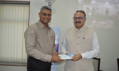 स्मार्ट पुलिसिंग से बदलेगी कानून व्यवस्था की तस्वीर: उदयपुर में राज्य स्तरीय कार्यशाला आयोजित NCRB निदेशक और DGP ने दिया डिजिटल पुलिसिंग का स्पष्ट रोडमैप