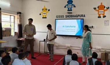 उदयपुर में AI साक्षरता की पहल: सरकारी स्कूल के छात्रों को मिला डिजिटल भविष्य का मार्गदर्शन.          