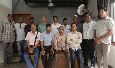 पत्रकारिता के 200 वर्ष पूर्ण होने पर वरिष्ठ पत्रकारों का होगा सम्मान*  *31 मई को आयोजित होगा जार सम्मान समारोह, तैयारियों को लेकर हुई महत्वपूर्ण बैठक*