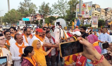 चेतक सर्कल पर गूंजा महाराणा प्रताप जयंती का शौर्य, मातृशक्ति ने किया तलवार रास, पहलवानों ने दिखाए हैरतअंगेज करतब